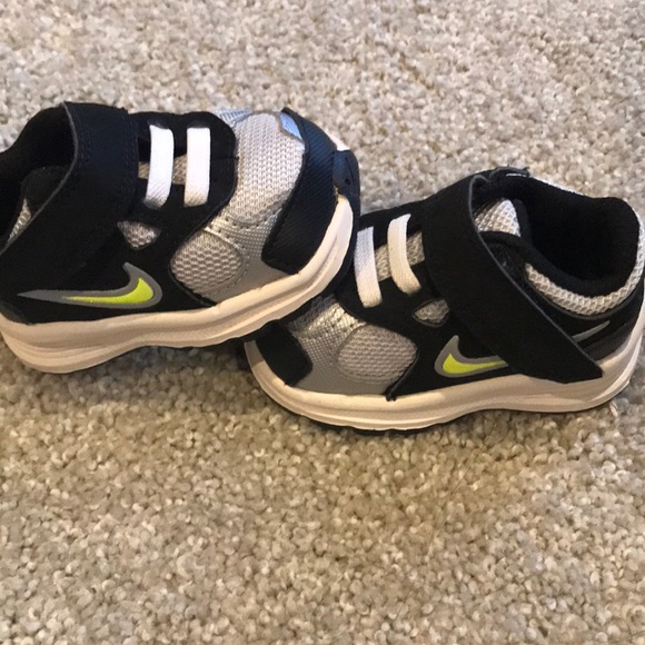 infant nike tennis shoes